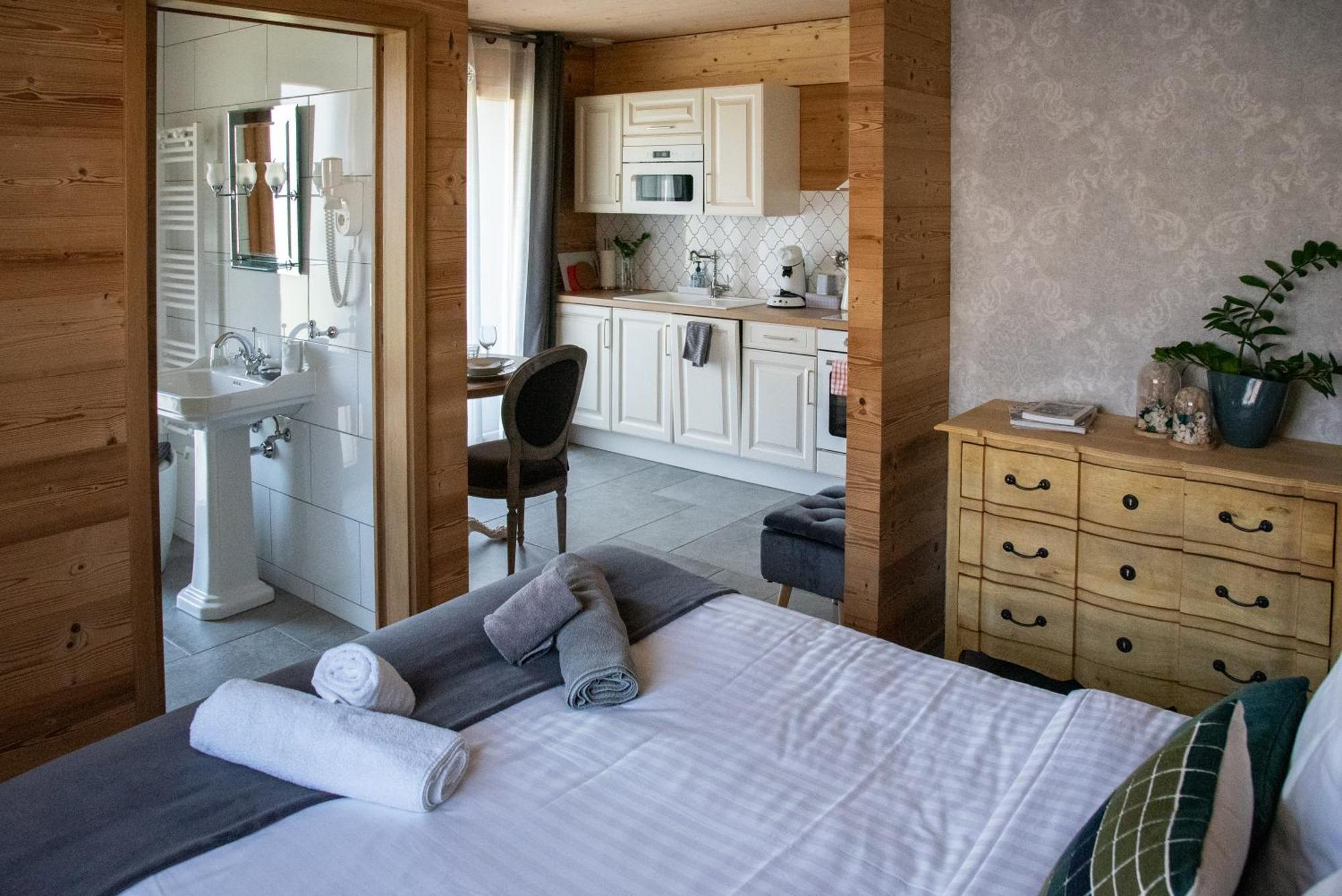 Boutique - Notre Apartment Les Fourgs