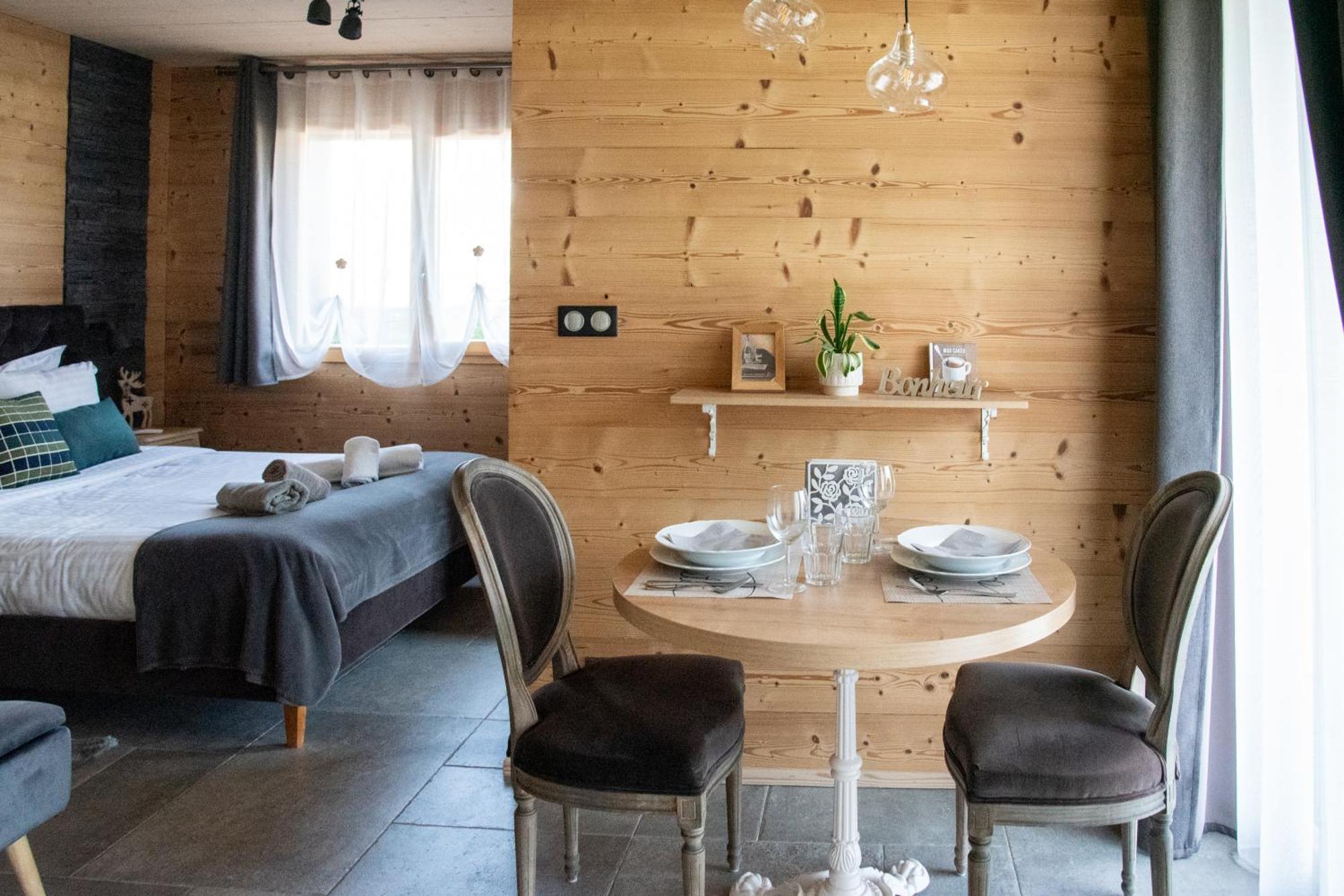 Boutique - Notre * Les Fourgs